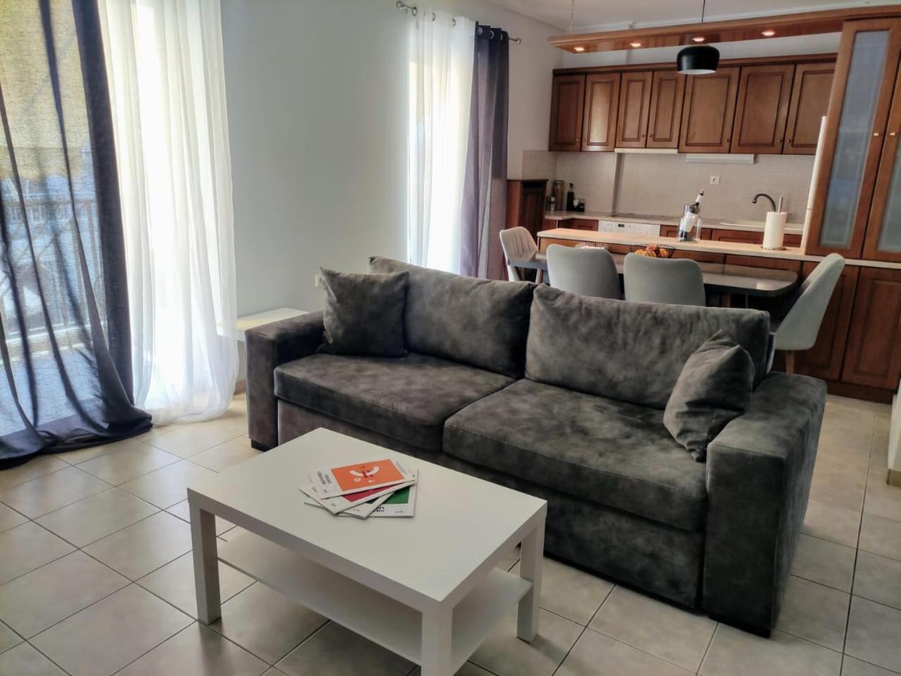 Apartment Penthouse Near Center *